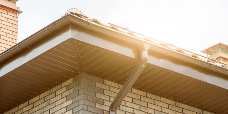 The Differences Between Residential and Commercial Gutters