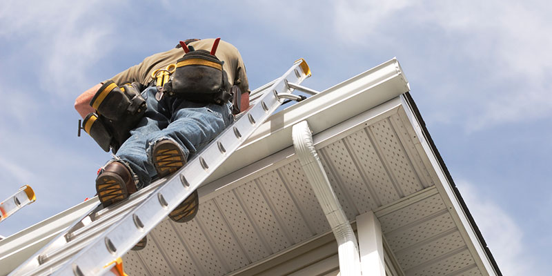 Why Gutter Services Should be Handled by Professionals